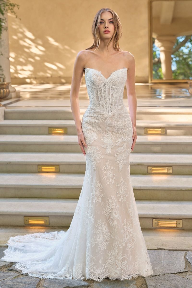 34487 - Strapless Sweetheart Neckline with Detachable High-Neck Lace Bolero