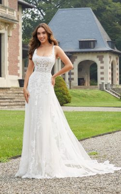Wedding Dress Fabric Guide - Normans Bridal, Springfield Missouri
